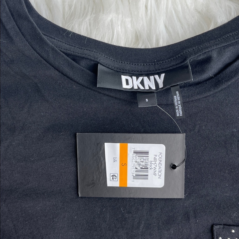 🆕DKNY Women's Studded Pocket Short-Sleeve Shirt Black Size Small - Picture 6 of 7